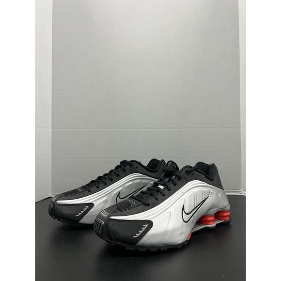 Nike Shox R4 Retro OG 2024 BV1111 008 Size 7.5 Men Size 9 Women Red Black Silver main image 7